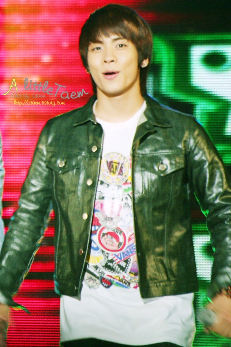 Jonghyun @ Charity Concert 21111y10