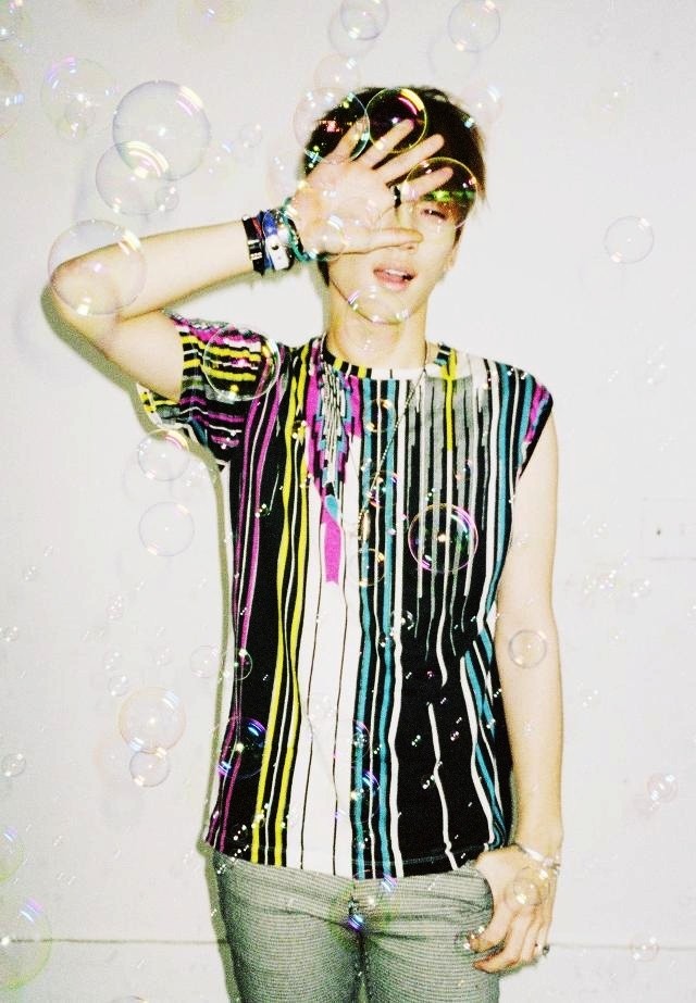 ♦ [KEY] galerie photos - Page 3 32_our10