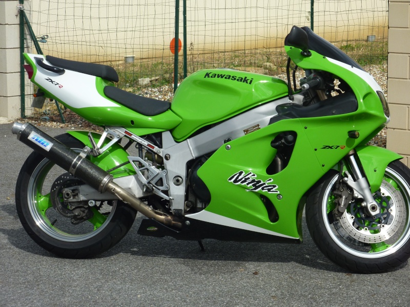 Salut, ma belle et moi sommes la pour faire des connaissances Zx7r_011