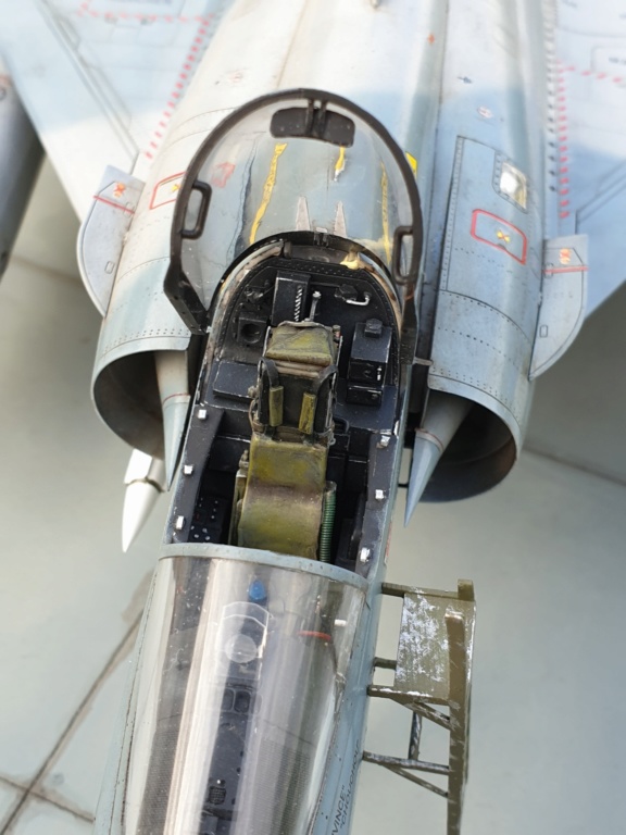 Mirage 2000-5F 1/32 Kitty Hawk - Page 8 20200514