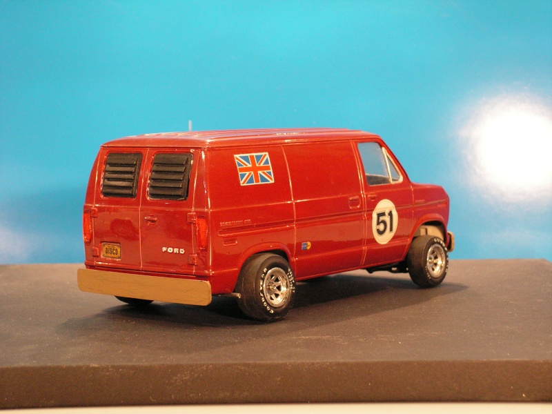 Ford Van von AMT in 1:25 Ford_v12