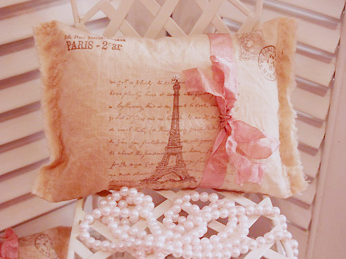 [WE LOVE] ViiNTAGE ♥.♥ - Page 2 Coussi10