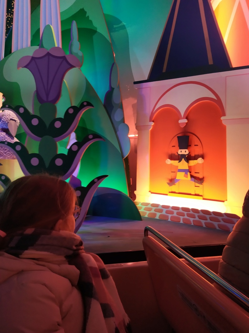 (re)Découvrir la Saison de NOËL en séjour mère-fille nov-2019 et finir au Castle Club !! (Terminé) - Page 3 Img_2075