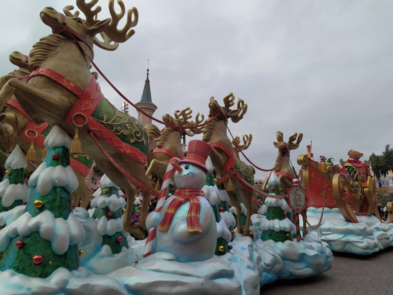 (re)Découvrir la Saison de NOËL en séjour mère-fille nov-2019 et finir au Castle Club !! (Terminé) - Page 3 Img_2093