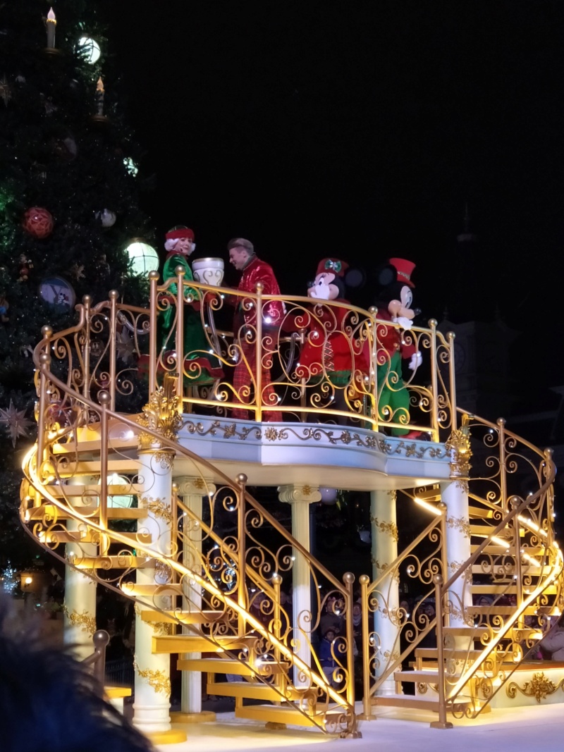 (re)Découvrir la Saison de NOËL en séjour mère-fille nov-2019 et finir au Castle Club !! (Terminé) - Page 5 Img_2171
