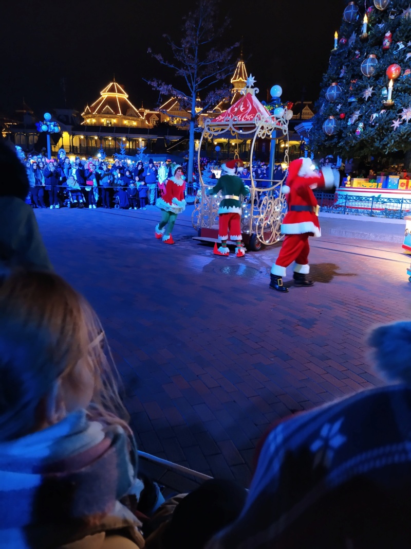 (re)Découvrir la Saison de NOËL en séjour mère-fille nov-2019 et finir au Castle Club !! (Terminé) - Page 5 Img_2176