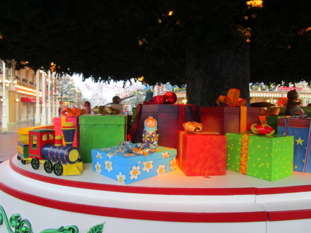 (re)Découvrir la Saison de NOËL en séjour mère-fille nov-2019 et finir au Castle Club !! (Terminé) - Page 2 Img_2846