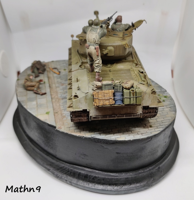M4A3E8 Sherman [1/35 RFM] - Page 3 Img_2303