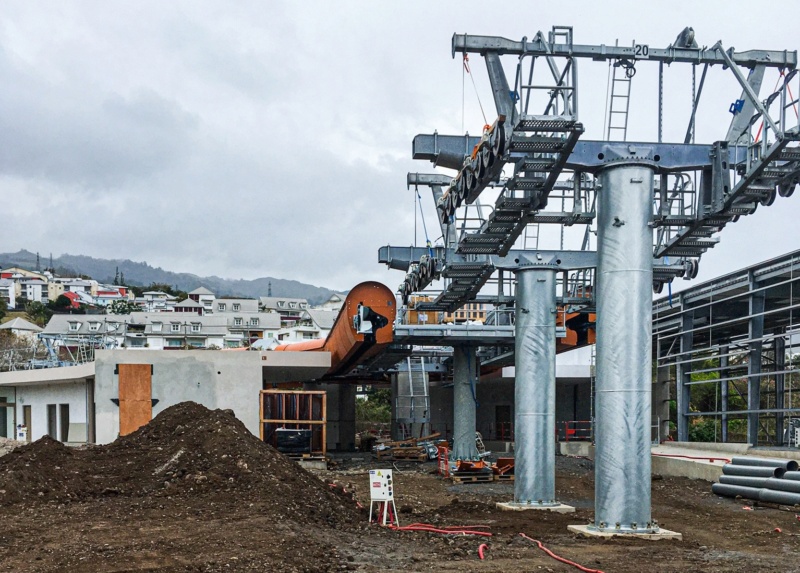 Construction télécabine débrayable 10 places (TCD10) La Réunion CINOR 12576110