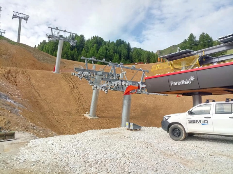 Construction télésiège débrayable TSD6 Lovatière | La Plagne 22884110