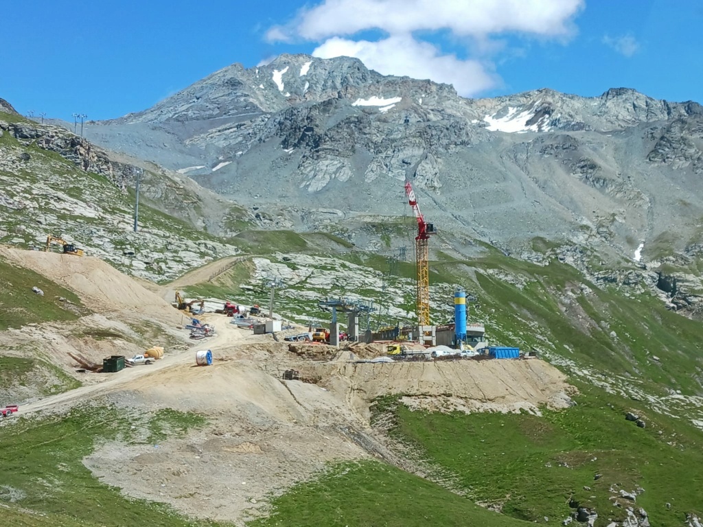 Construction télécabine 10 places (TCD10) des Glaciers La Plagne 36260611