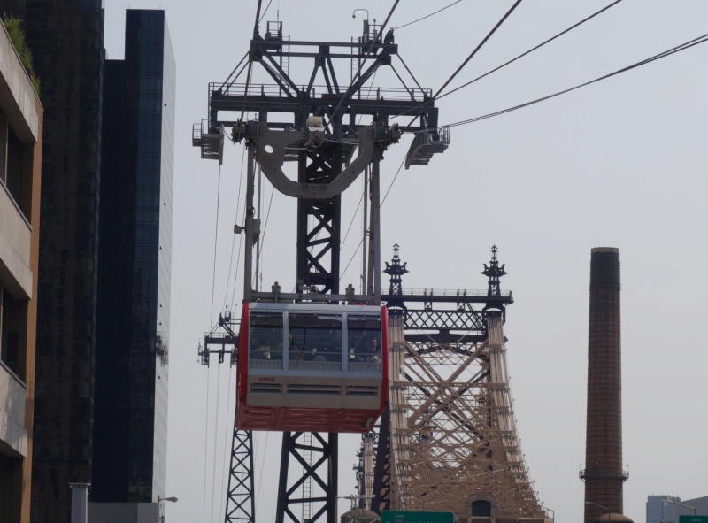 Téléphérique à va-et-vient (TPH) Roosevelt Island - New York Dsc04717