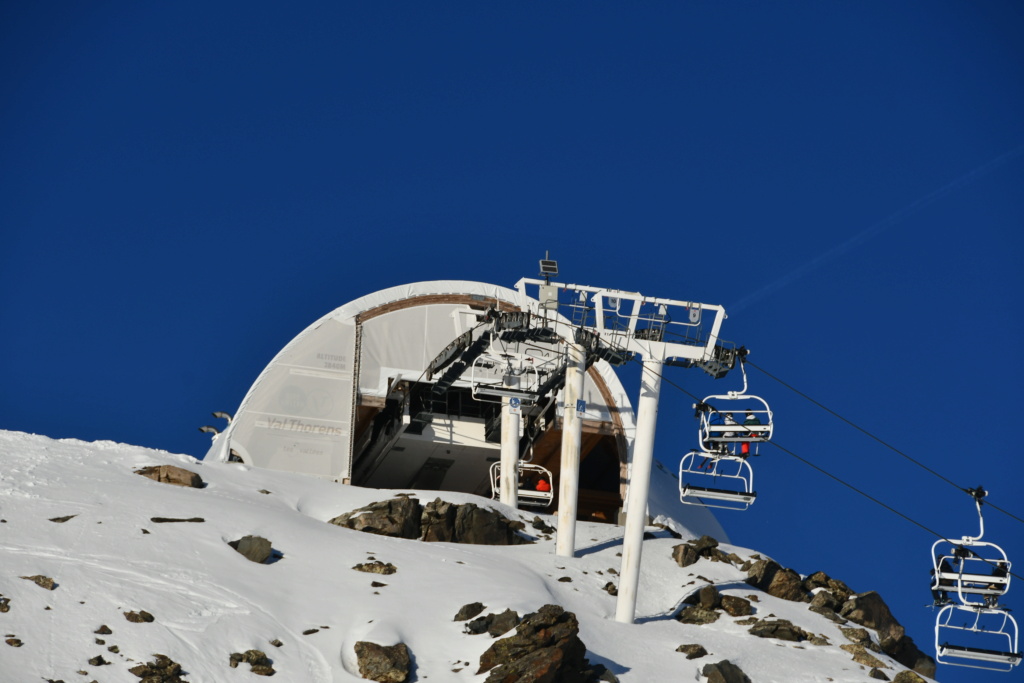 Télésiège débrayable 4 places (TSD4) des 3 Vallées Dsc10115