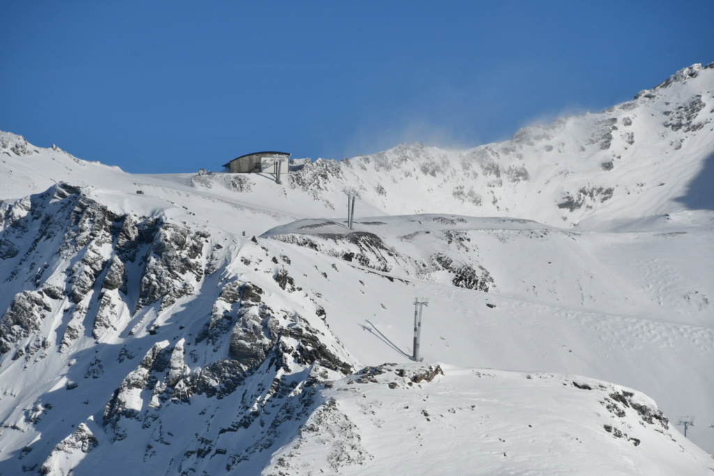 Construction télécabine 10 places (TCD10) des Glaciers La Plagne Dsc10303