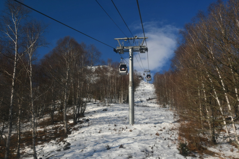 Télécabine débrayable (TCD8) Vignec - Saint Lary 1700 Dsc11155