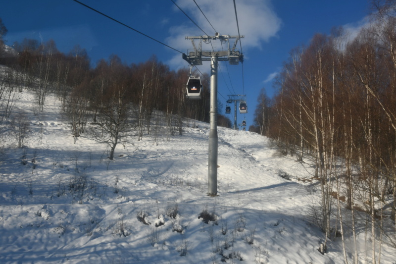 Télécabine débrayable (TCD8) Vignec - Saint Lary 1700 Dsc11159