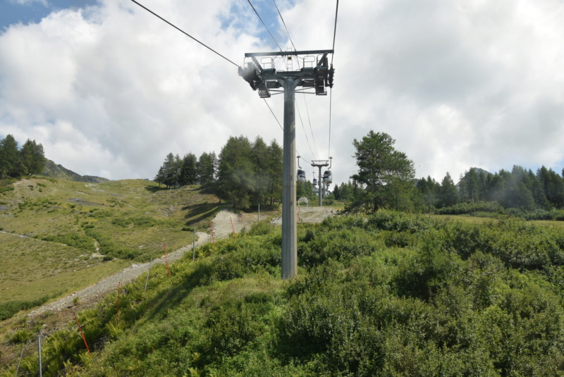 Télécabine débrayable 15 places (TCD15) Transarc - Leitner Dsc_0073