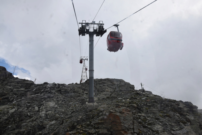 Télécabine débrayable 6 places (TCD6) de Bellecote - La Plagne Dsc_0753