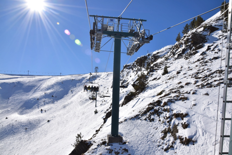 Télésiège débrayable 6 places (TSD6) Llosada - Telesillas Dsc_1151