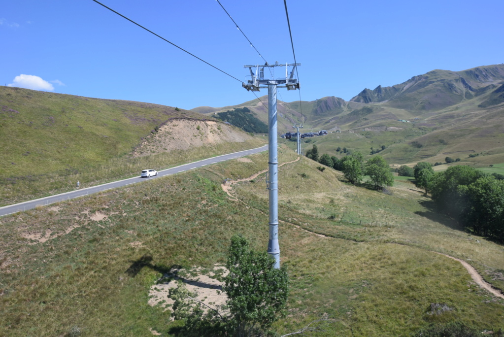Télécabine débrayable 10 places (TCD10) Skyvall - Peyragudes / Loudenvielle Dsc_2592