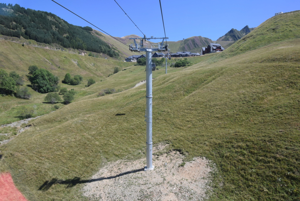 Télécabine débrayable 10 places (TCD10) Skyvall - Peyragudes / Loudenvielle Dsc_2598