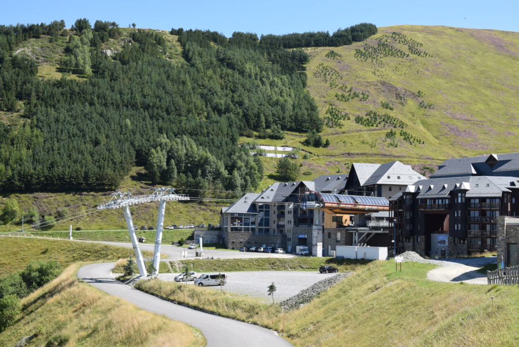 Télécabine débrayable 10 places (TCD10) Skyvall - Peyragudes / Loudenvielle Dsc_2609