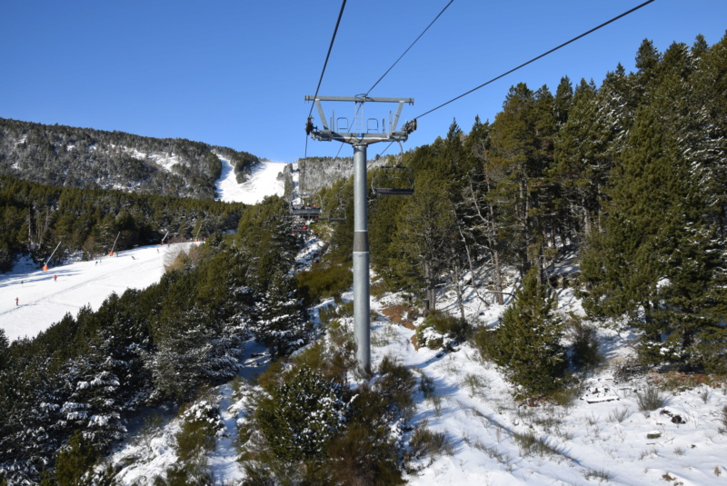 Télésiège débrayable 4 places (TSD4) Jassettes Express Dsc_3554