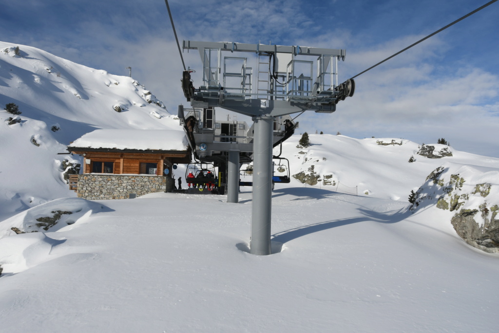 Télésiège débrayable 4 places (TSD4) Comborcière - Doppelmayr Dsc_9580