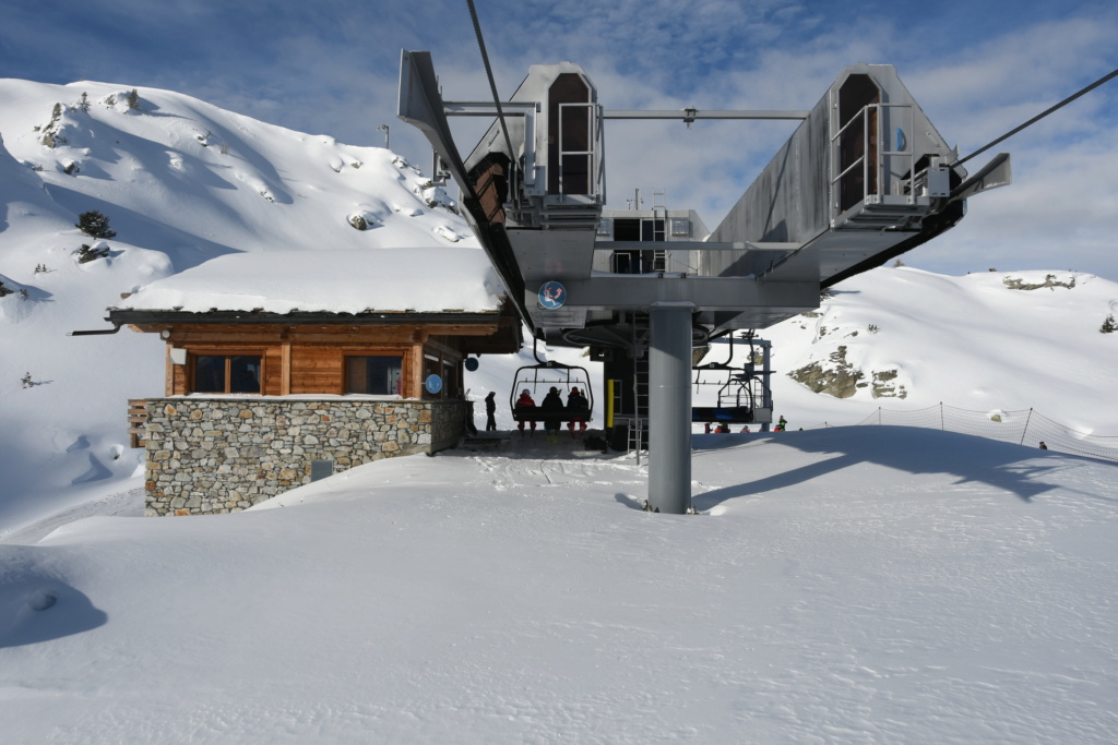 Télésiège débrayable 4 places (TSD4) Comborcière - Doppelmayr Dsc_9584