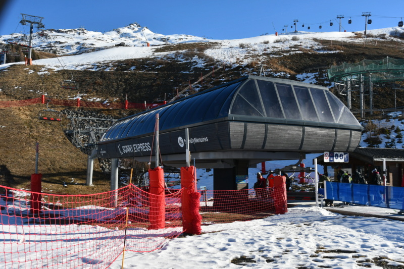 Télésiège débrayable 6 places (TSD6) Sunny Express Dsc_9700