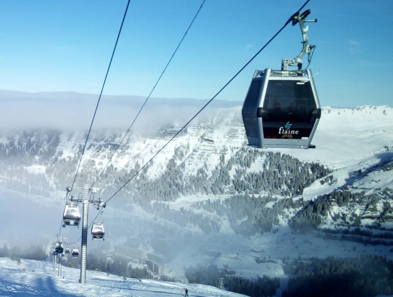 Télécabine débrayable 8 places (TCD8) Aup de Véran Flaine13