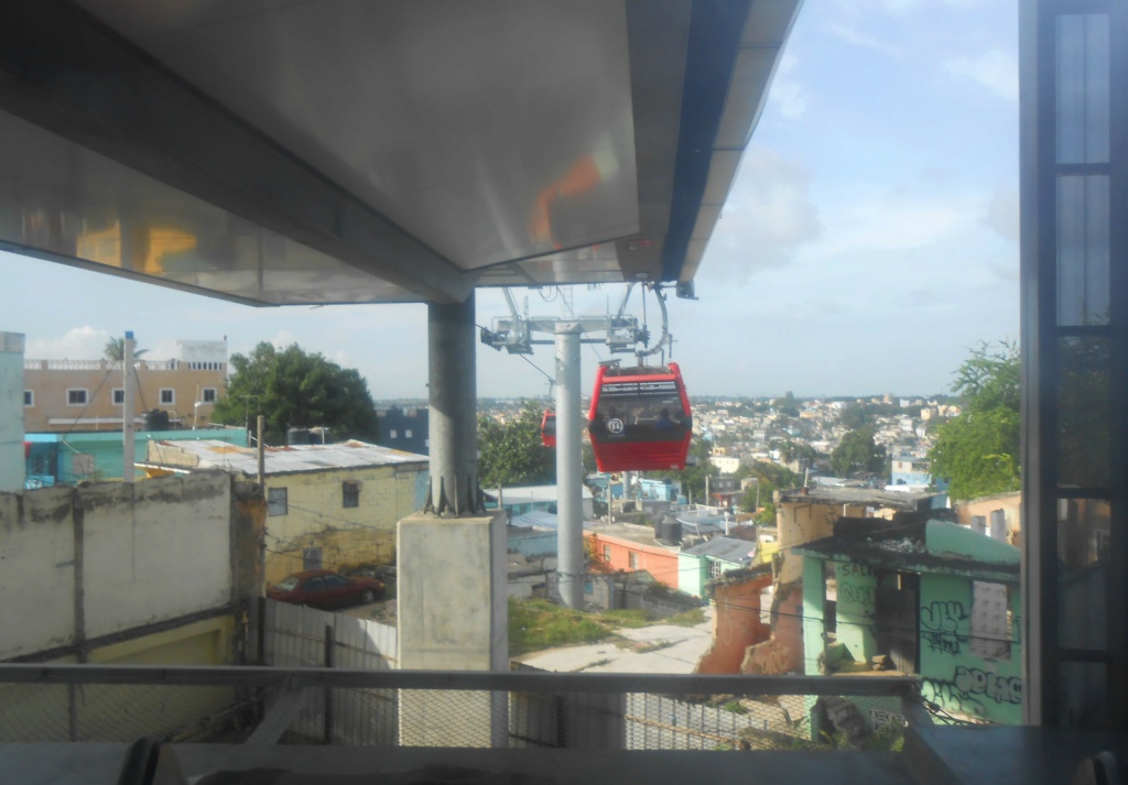 Télécabine débrayable 10 places (TCD10) Santo Domingo P111