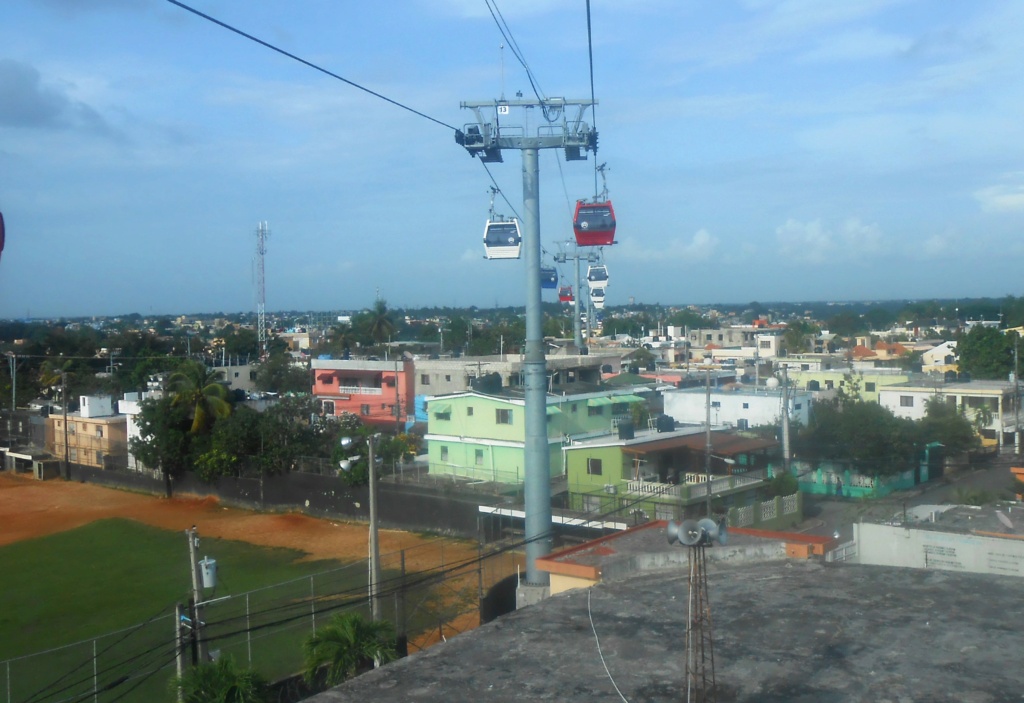 Télécabine débrayable 10 places (TCD10) Santo Domingo P1315