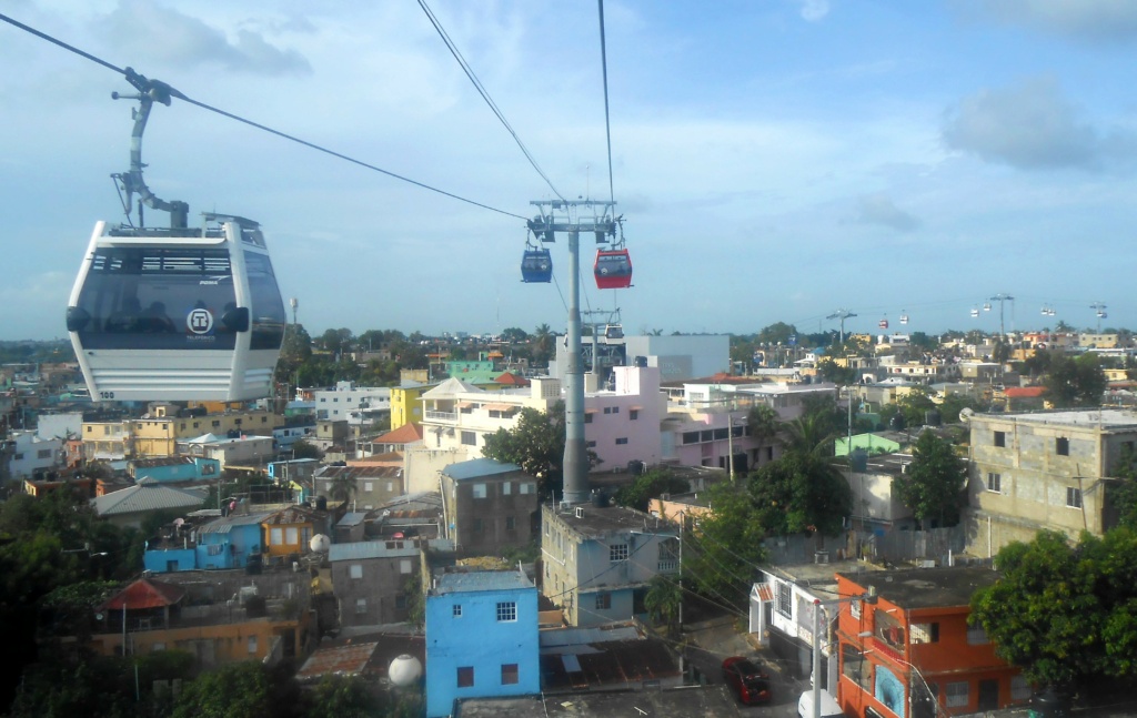 Télécabine débrayable 10 places (TCD10) Santo Domingo P814