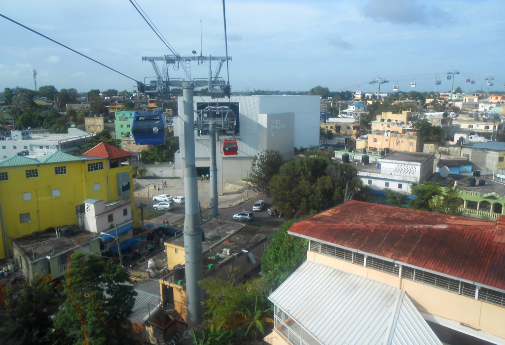 Télécabine débrayable 10 places (TCD10) Santo Domingo P916