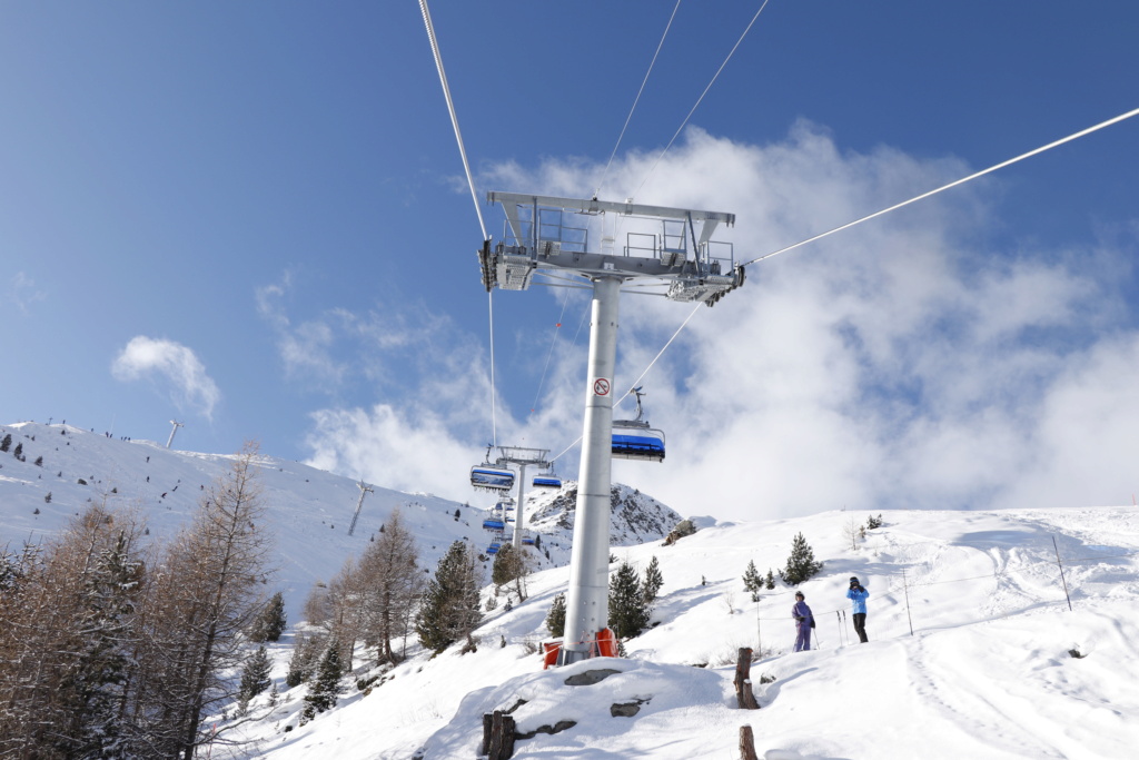 Télésiège débrayable 6 places (TSD6) Bendolla Col du Pouce Pylzne11