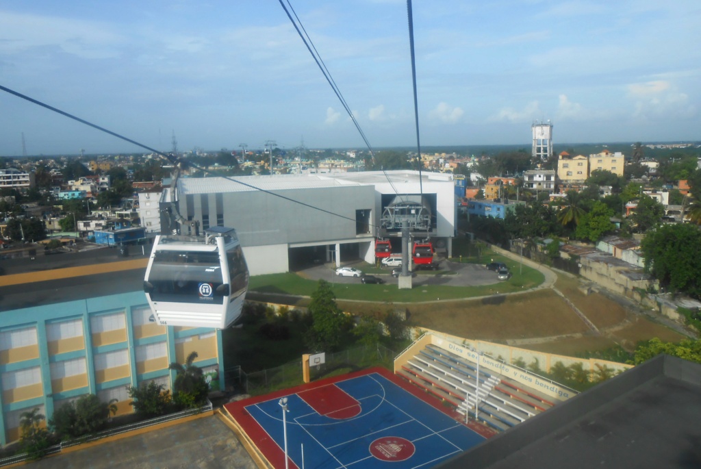 Télécabine débrayable 10 places (TCD10) Santo Domingo Sabana13