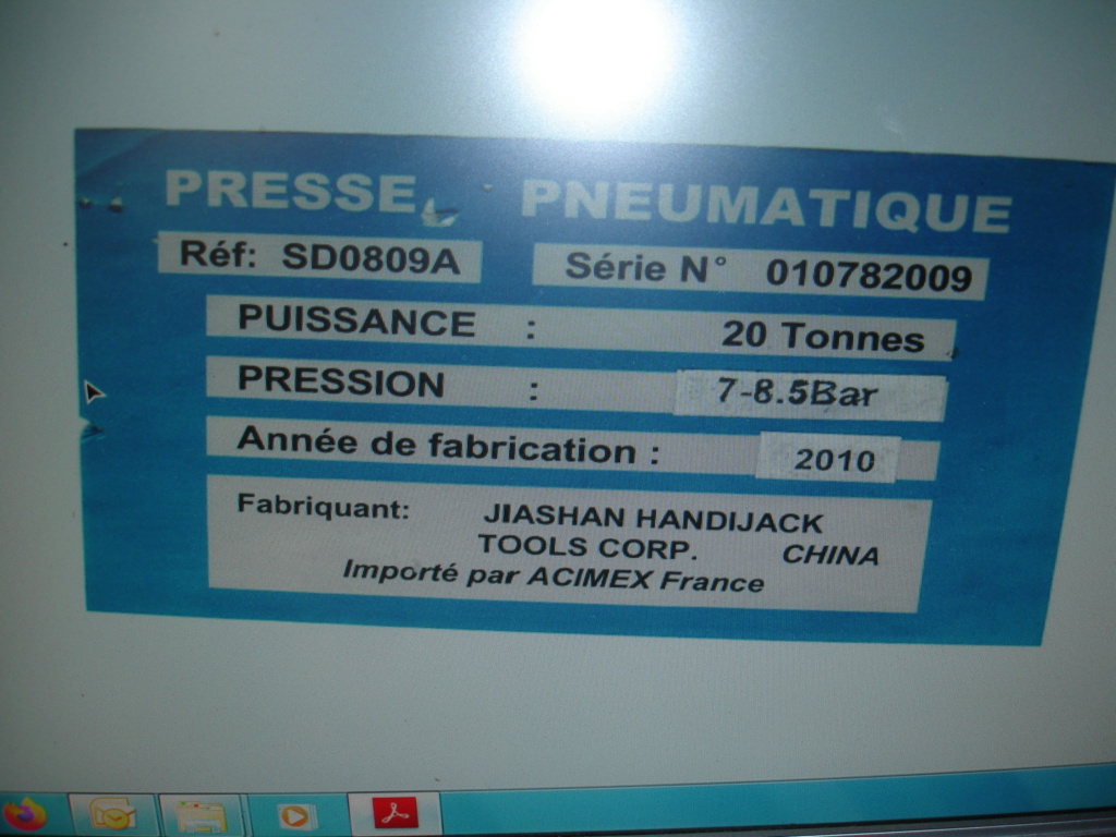 Presse hydraulique Dsc06042