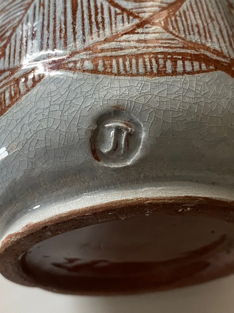 Sgraffito Red Clay Celadon Pot - JT Mark? 03753e10