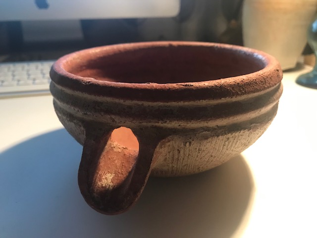 Red Earthenware Spouted Bowl F6ae5c10