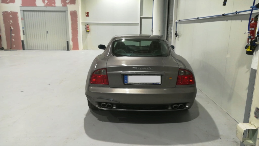 A VENDRE MASERATI 4200 CHOC AVANT Img-2011