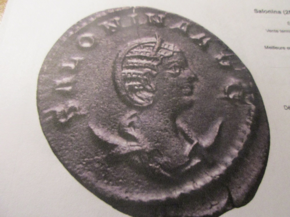 Monnaie romaine de Salonine. Img_9313