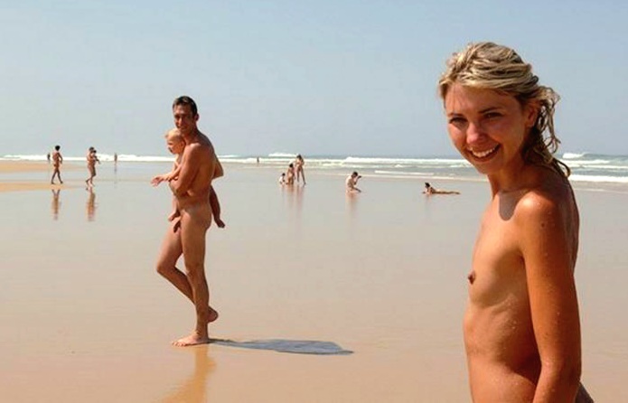 Le naturisme en Italie 00000410