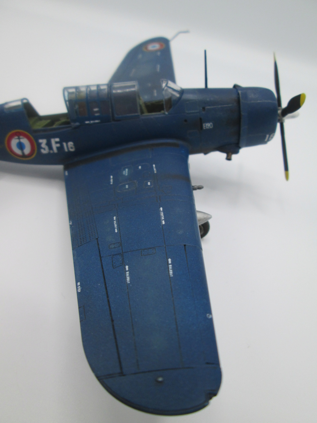 SB2C-5 Helldiver/Aéronavale/Indo 54/Special Hobby-1/72 00915