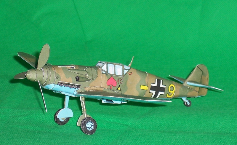 Meine bisher zusammengepeppten Flieger..... Bf109_12