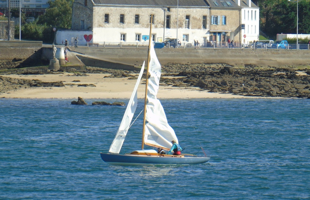 [Vie des ports] LE PORT DE DOUARNENEZ - Page 20 Zdz422