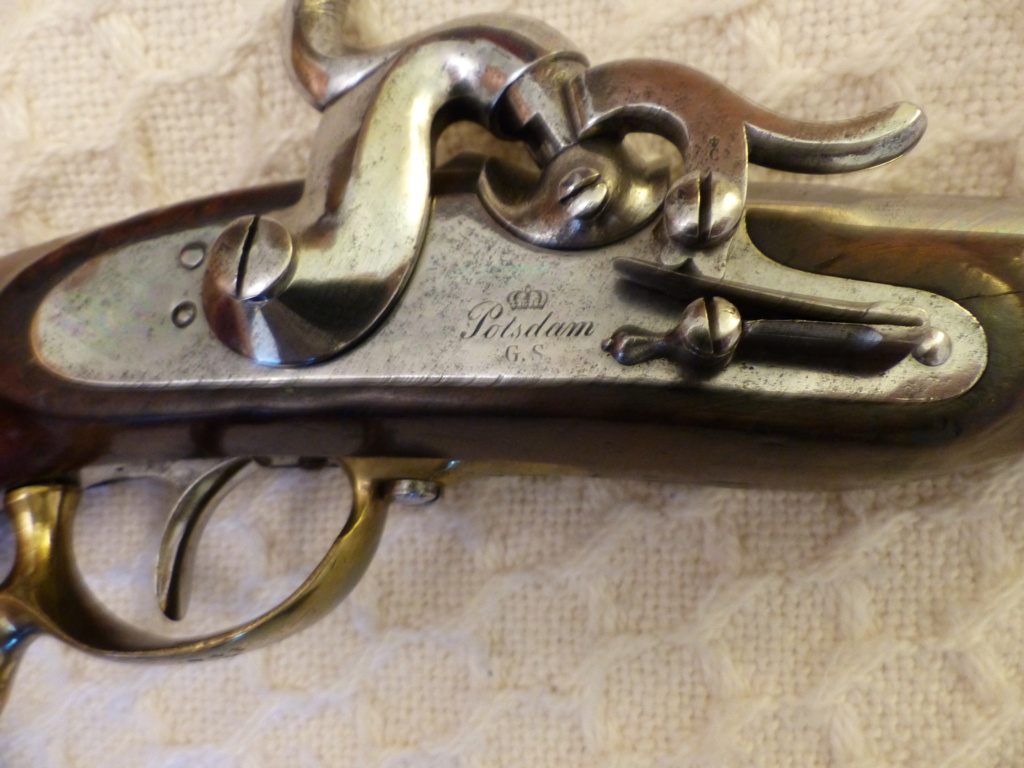 Marquage régimentaire pistolet de cavalerie 1850 P1090016