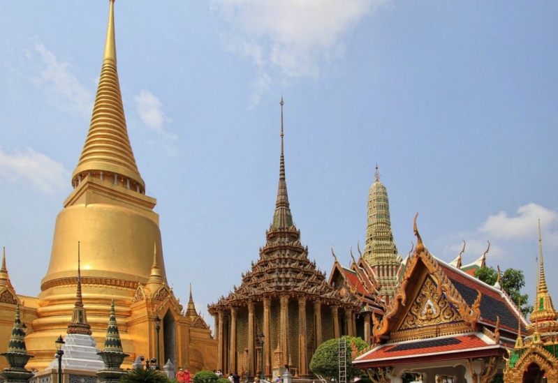 Королевский дворец в Бангкоке является одной из главных достопримечательностью Таиланда Photo187