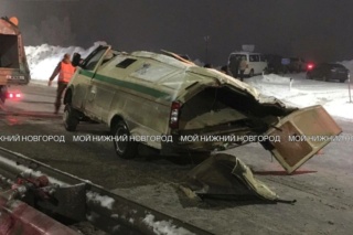 Фура снесла пешеходный мост в Дальнеконстантиновском районе. Photo231