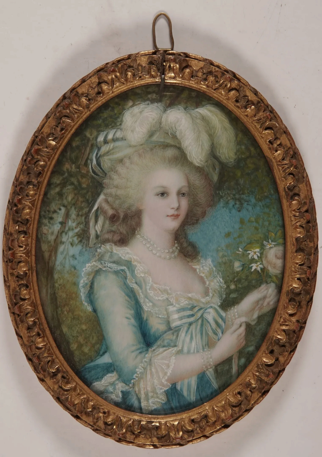 Collection : miniatures de Marie Antoinette et de ses proches - Page 20 Tzolzo11